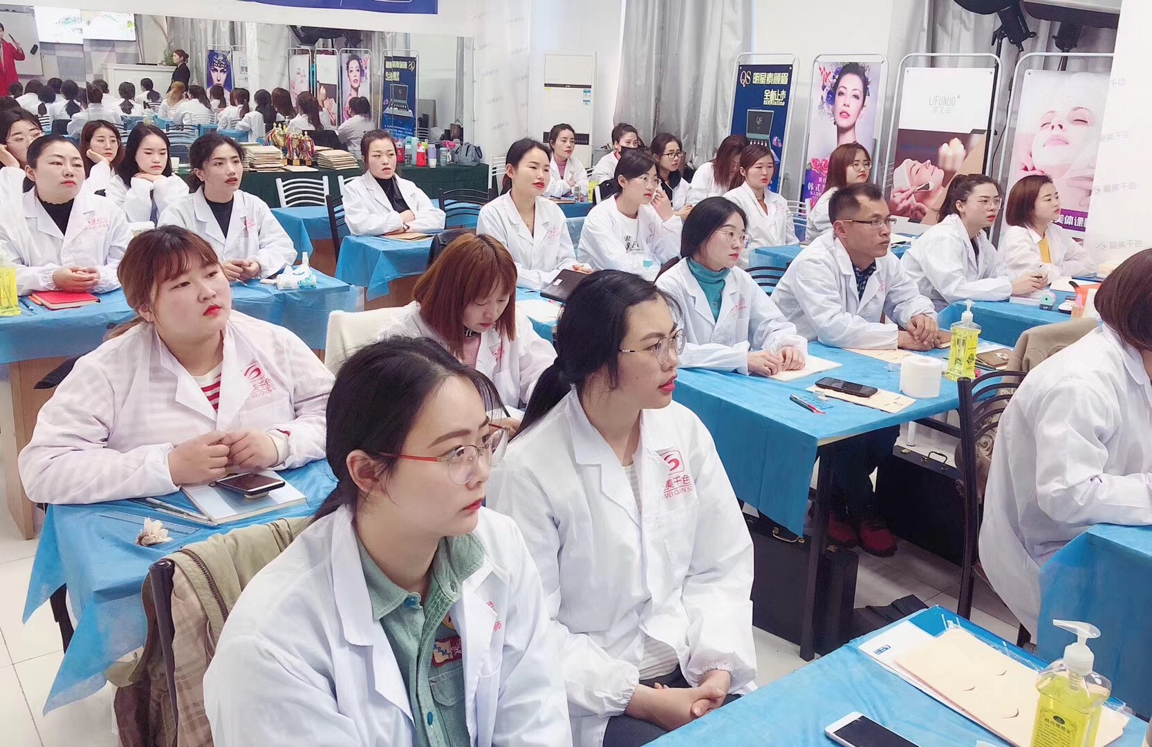 千色彩妆放大招先教你几个半永久纹绣眉