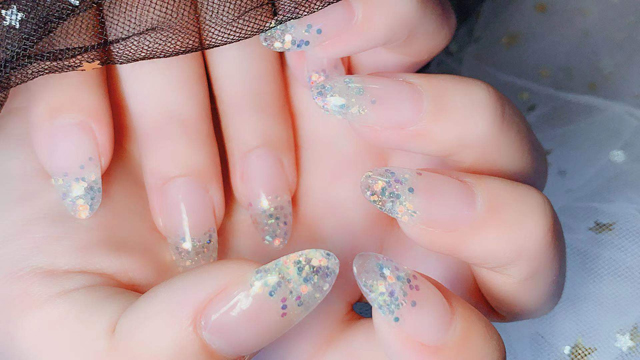 美甲如何迅速卸除？零基础学美甲须知的几点事项