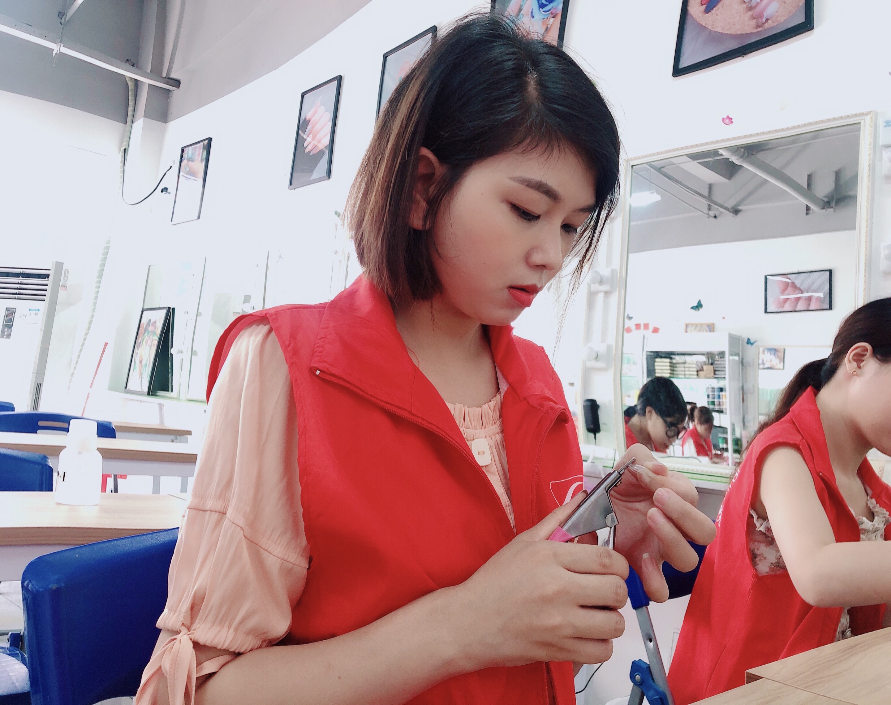 知识点分享：六个必须知道的美甲小技巧