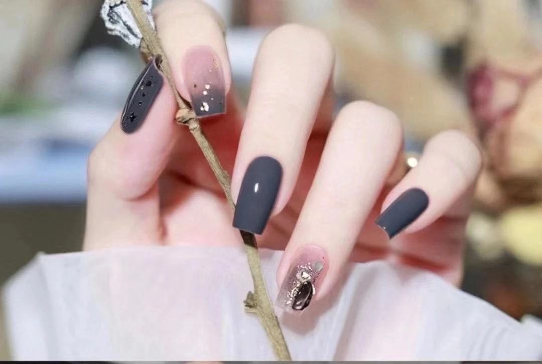 苏州彩妆培训学校 美甲培训费用是多少？